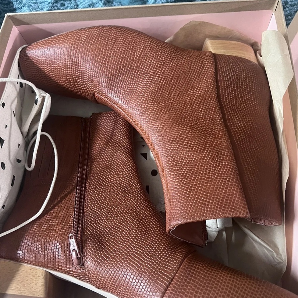Charlotte Stone Boots